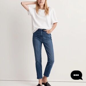 Madewell Curvy Perfect Vintage Jeans in Manoford wash size 26